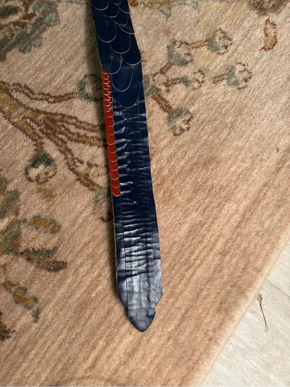 Y2K Vintage 1980’s Macaw Handcrafted Parrot Head Leather Belt in Navy